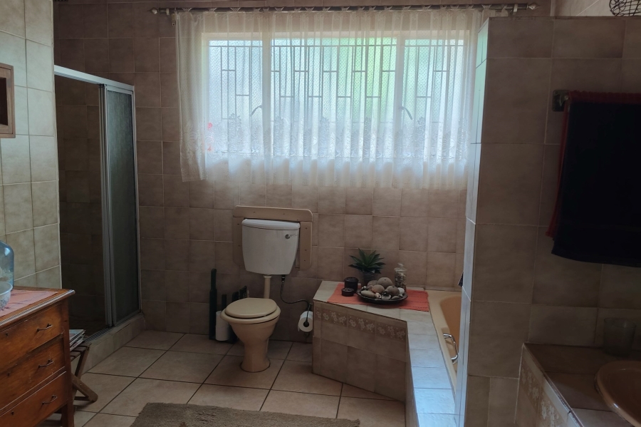 Commercial Property for Sale in Hartbeespoort Rural North West